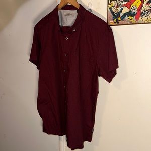 Kenneth Cole Reaction burgundy dress shirt